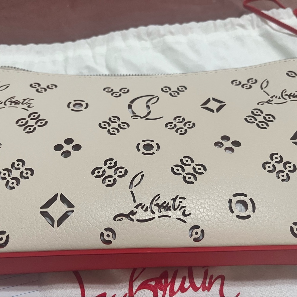 Christian Louboutin Loubila handbag in Leche